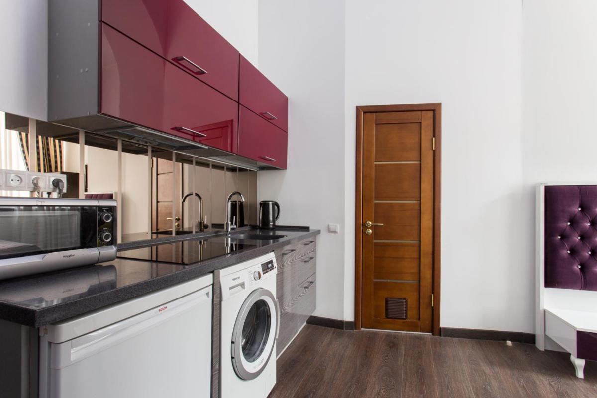 Sumskaya Apartment Lux Kharkiv Bagian luar foto