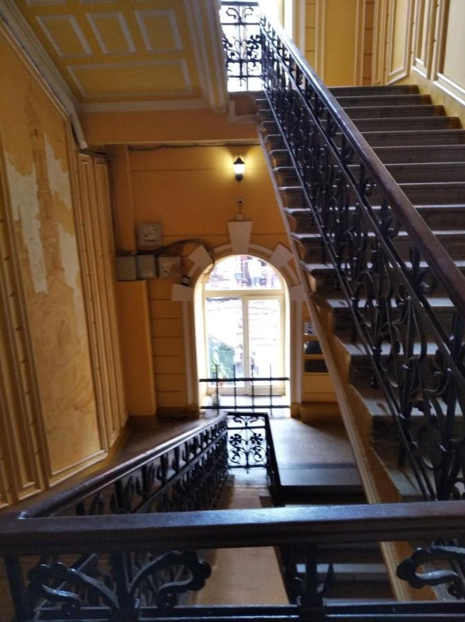 Sumskaya Apartment Lux Kharkiv Bagian luar foto