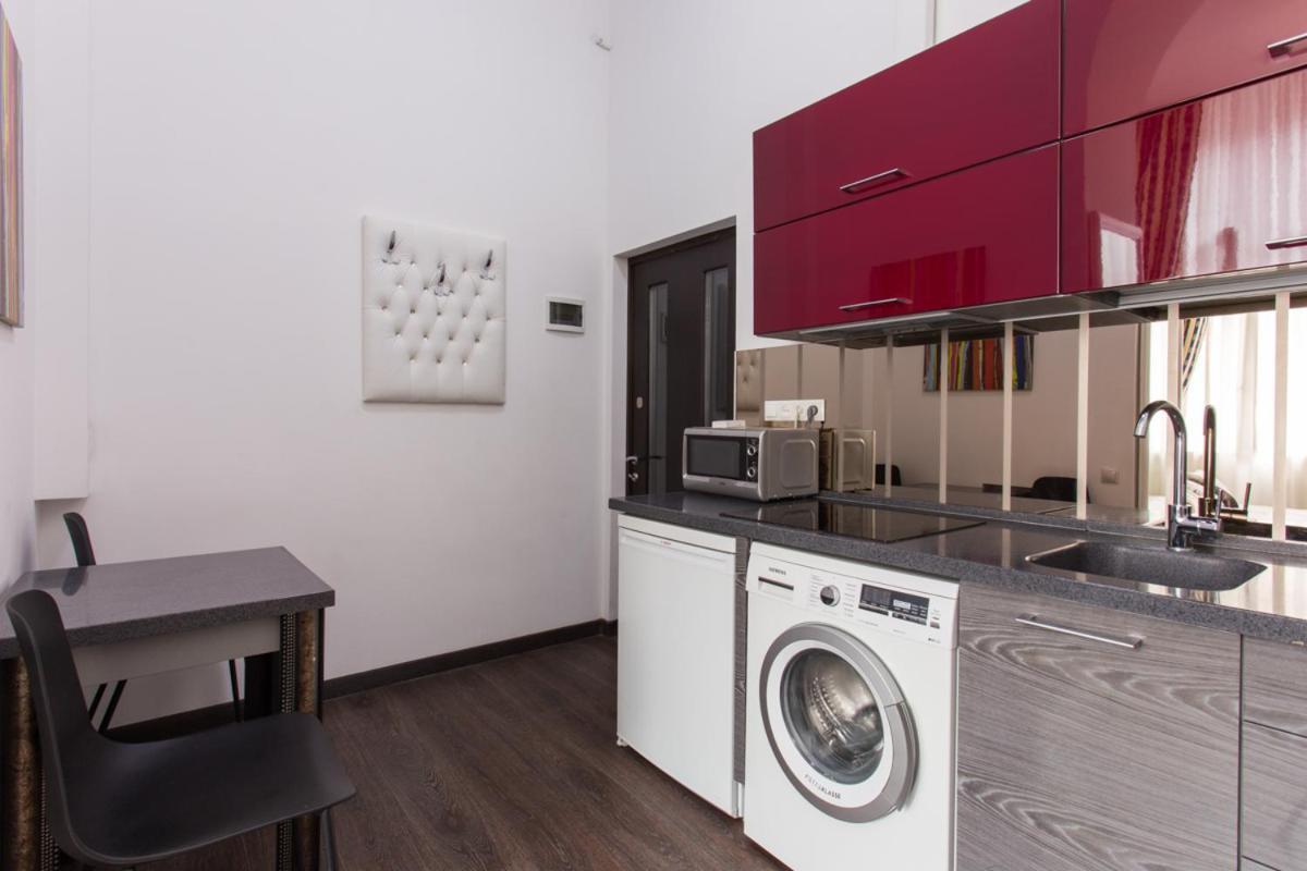 Sumskaya Apartment Lux Kharkiv Bagian luar foto