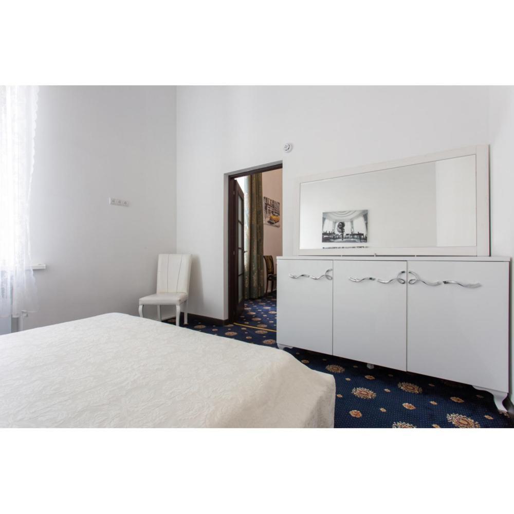 Sumskaya Apartment Lux Kharkiv Bagian luar foto