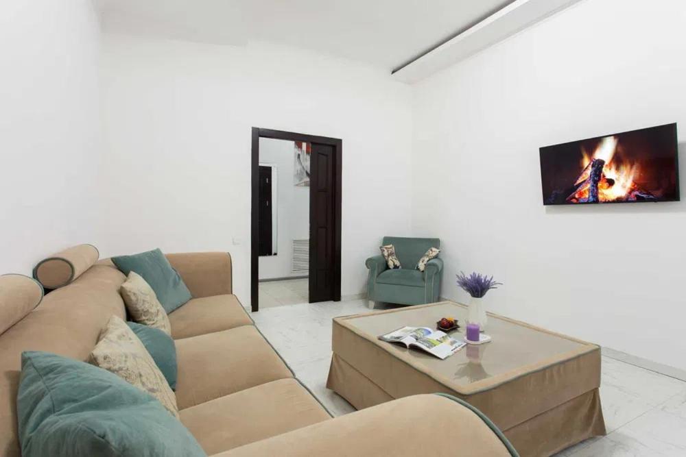 Sumskaya Apartment Lux Kharkiv Bagian luar foto